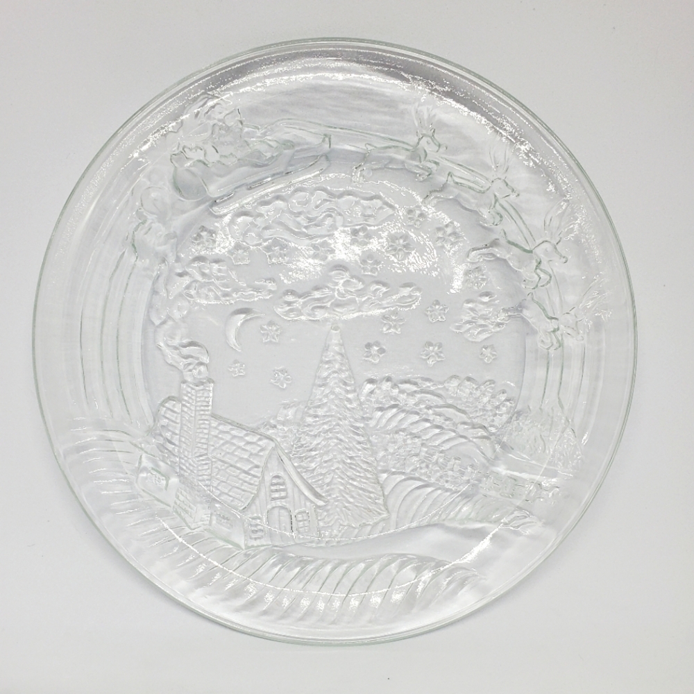 KIG Indonesia Clear Pressed Glass Christmas Scene Dessert Plate 7 1/4" Diameter